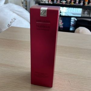 Estée Lauder Nutritious Super Pomegranate radiant energy lotion intense moist